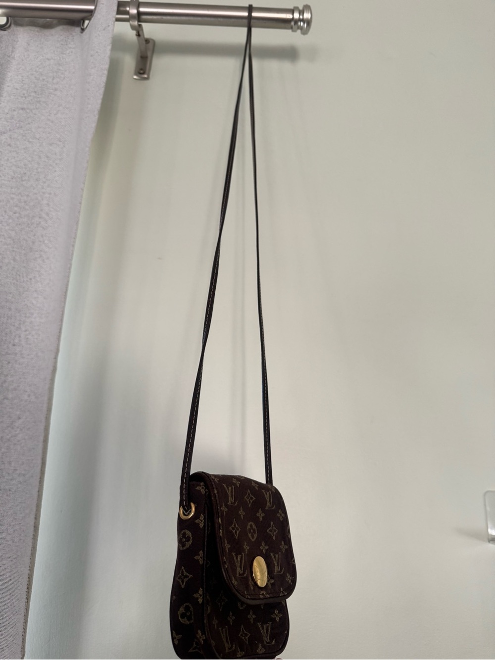 Louis Vuitton Crossbody